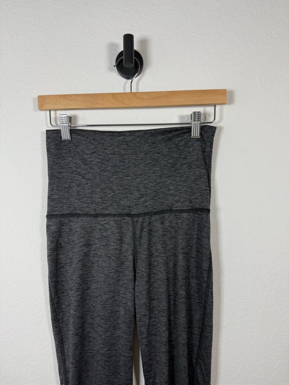 Barefoot Dreams Malibu Collection Butterchic Knit Fold Over Leggings Charcoal S - Picture 8 of 14